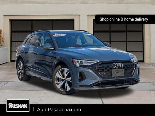 2024 Audi Q8 e-tron Premium