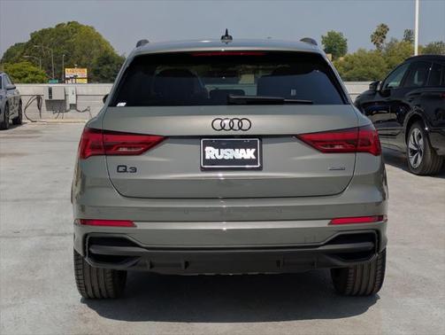 2024 Audi Q3 45 S line Premium Plus