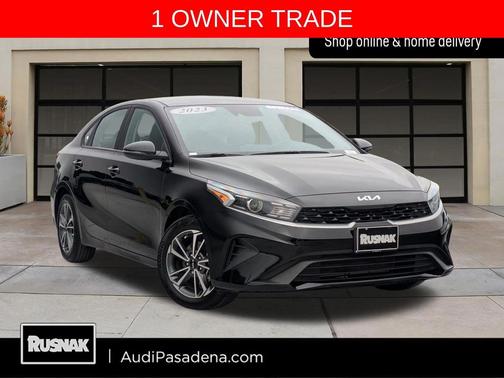 Aurora Black 2023 Kia Forte LXS
