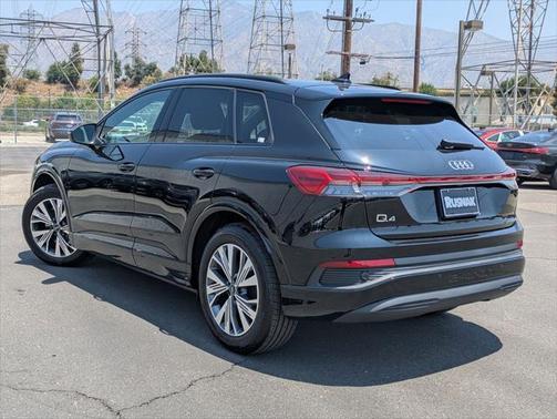 2025 Audi Q4 e-tron Premium 45 quattro