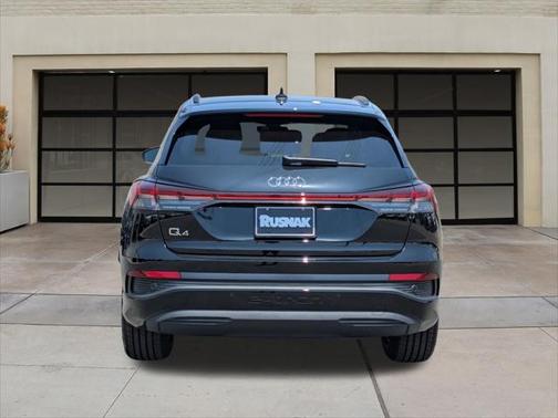 2025 Audi Q4 e-tron Premium 45 quattro