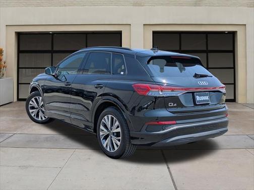 2025 Audi Q4 e-tron Premium 45 quattro