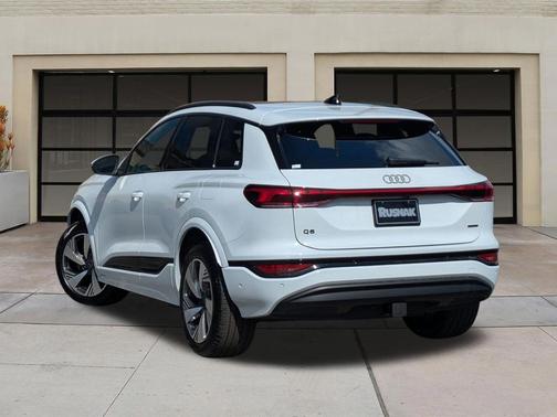 Glacier White 2025 Audi Q6 e-tron Premium Plus quattro