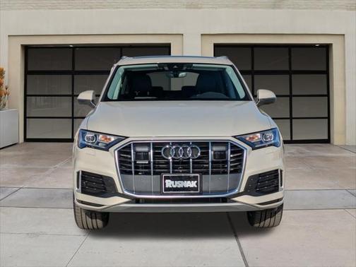 2024 Audi Q7 45 Premium