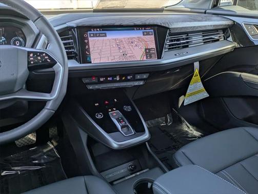 2025 Audi Q4 e-tron Premium Plus 55 quattro