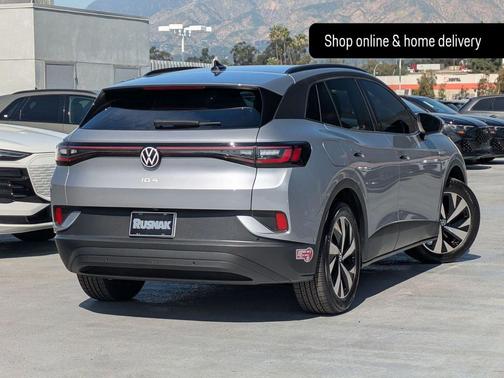 2023 Volkswagen ID.4 Pro