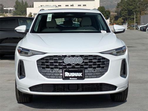 2025 Audi Q5 Premium Plus TFSI quattro S tronic