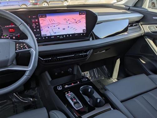 2025 Audi Q6 e-tron Premium Plus quattro