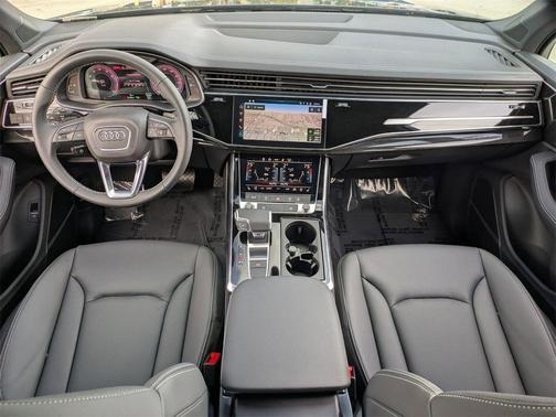 2026 Audi Q7 45 Premium Plus