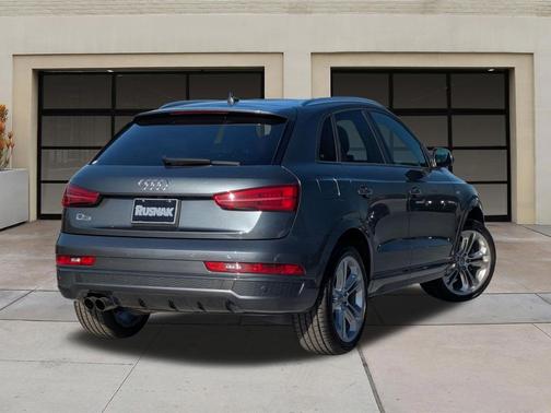 Daytona Gray Pearl Effect 2018 Audi Q3 2.0T Premium