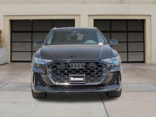 2025 Audi RS Q8 4.0T