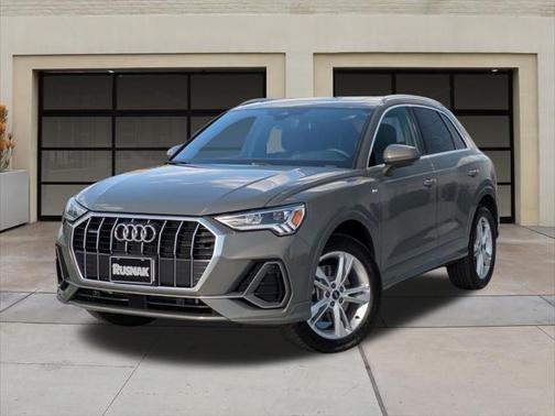 2024 Audi Q3 Premium 45 TFSI S line quattro Tiptronic
