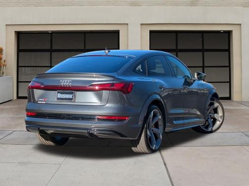 2023 Audi e-tron S Sportback Prestige quattro
