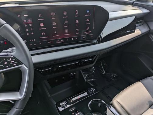 2025 Audi Q6 e-tron Premium Plus quattro