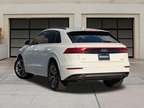 2020 Audi Q8 55 Premium