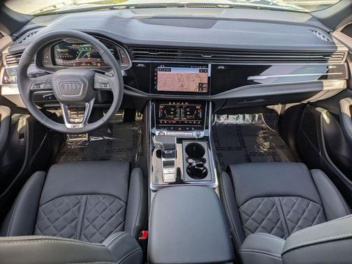 Mythos Black Metallic 2026 Audi SQ8 4.0T Premium Plus