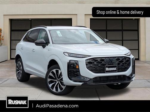 Glacier White Metallic 2026 Audi Q3 TFSI quattro S tronic