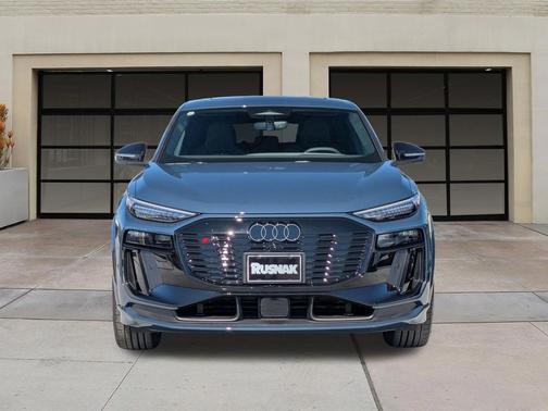 Plasma Blue Metallic 2027 Audi SQ6 e-tron Sportback Premium Plus
