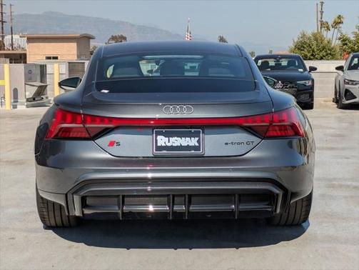 2025 Audi S e-tron GT Premium Plus