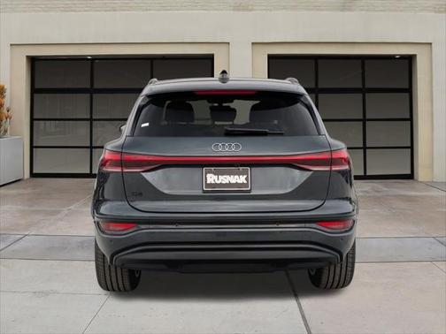 2025 Audi Q6 e-tron Premium