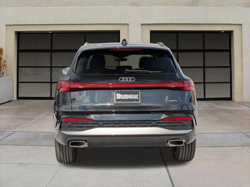 2025 Audi Q5 Premium