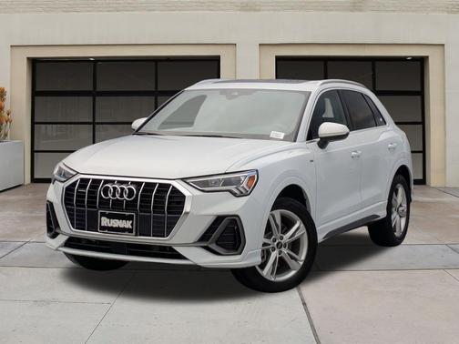 2023 Audi Q3 Premium 45 TFSI S line quattro Tiptronic
