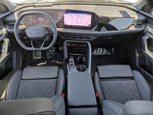 2025 Audi SQ5 3.0T Premium Plus