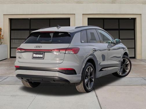 2024 Audi Q4 e-tron Premium Plus 50 quattro