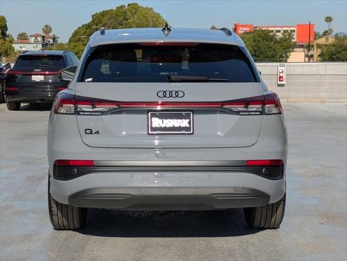 2025 Audi Q4 e-tron Premium 45 quattro