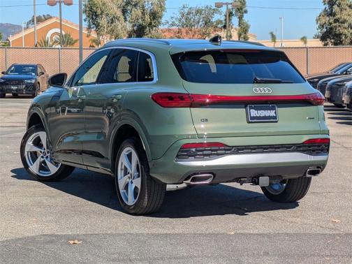 2025 Audi Q5 Premium Plus