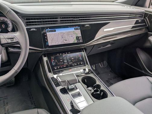 2026 Audi Q8 55 Premium Plus