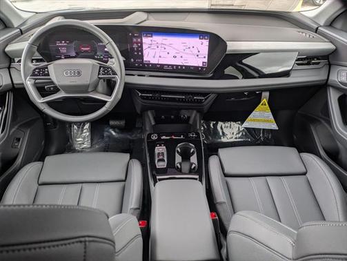 2025 Audi Q6 e-tron Premium Plus quattro