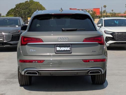 2025 Audi Q5 55 S line Premium Plus
