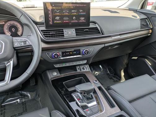 2025 Audi Q5 55 S line Premium Plus