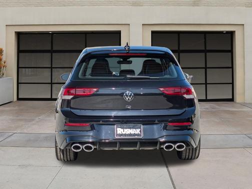 2024 Volkswagen Golf R 2.0T Manual