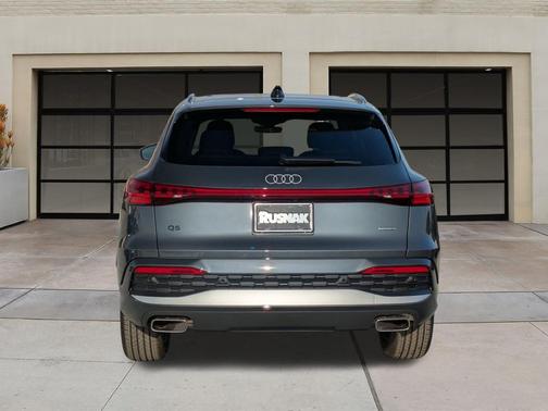2025 Audi Q5 Premium TFSI quattro S tronic