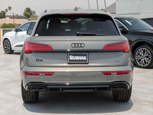 2025 Audi Q5 45 S line Premium Plus