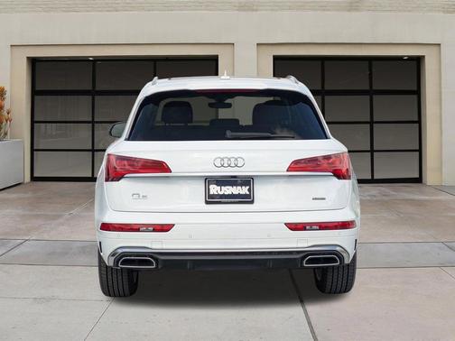Ibis White 2023 Audi Q5 55 S line Premium