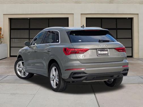 2024 Audi Q3 Premium 45 TFSI S line quattro Tiptronic