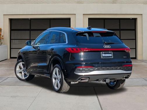 2025 Audi Q5 Premium Plus TFSI quattro S tronic