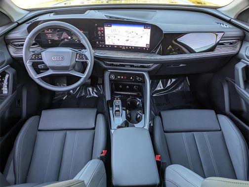 2025 Audi Q5 Premium Plus TFSI quattro S tronic