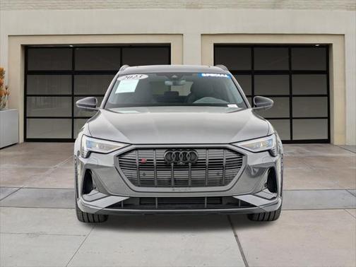 2023 Audi e-tron S Prestige quattro