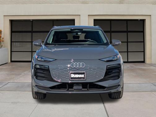 2025 Audi Q6 e-tron Premium
