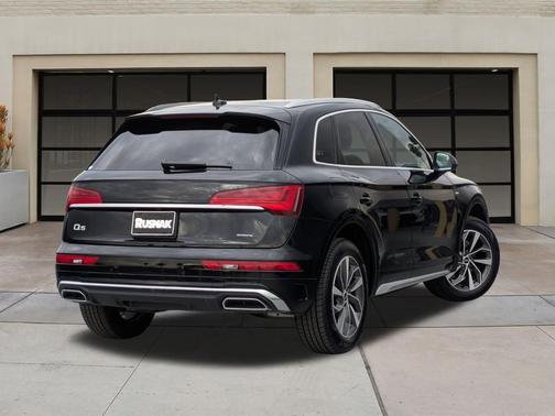 2023 Audi Q5 45 S line Premium Plus