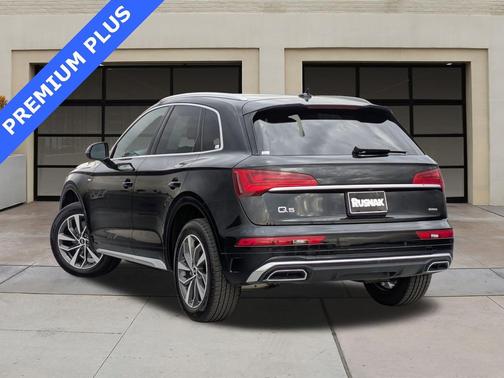 2023 Audi Q5 45 S line Premium Plus