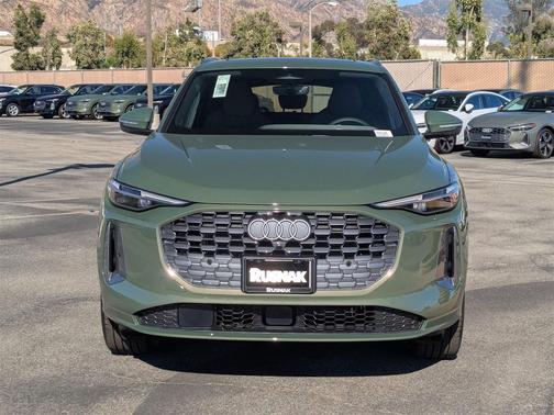 2025 Audi Q5 Premium Plus