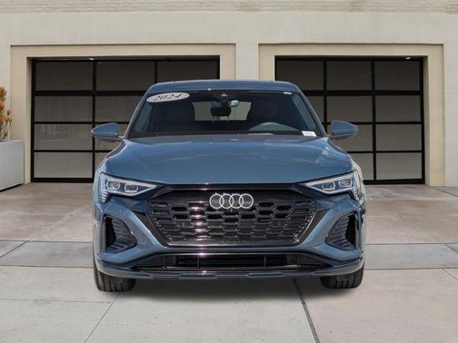 2024 Audi Q8 e-tron Premium Plus