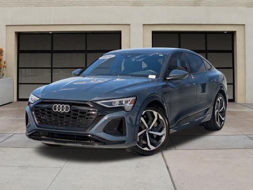 2024 Audi Q8 e-tron Premium Plus