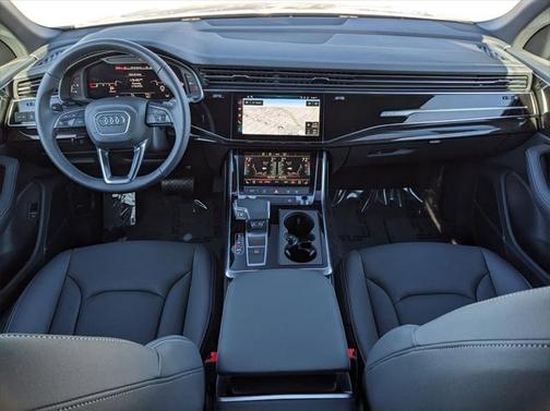 2025 Audi Q8 55 Premium Plus