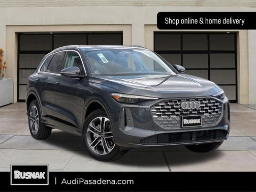 Tambora Gray Metallic 2026 Audi Q5 Premium Plus TFSI quattro S tronic